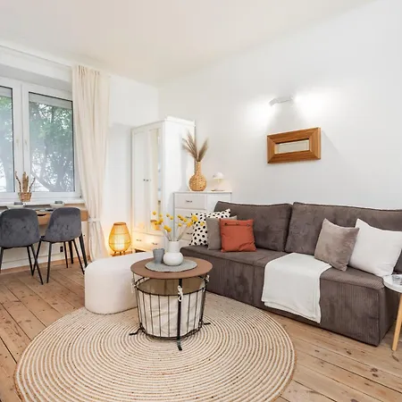 Zakrzewska 8 Superapart - Near Lazienki Krolewskie Varšava